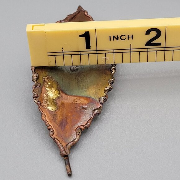 Hammered Copper Leaf Brooch Pin Hand Made Artist Signed Gold Tone L 3.5" - Picture 8 of 8